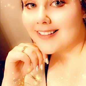 Meet your Posher, Hailey